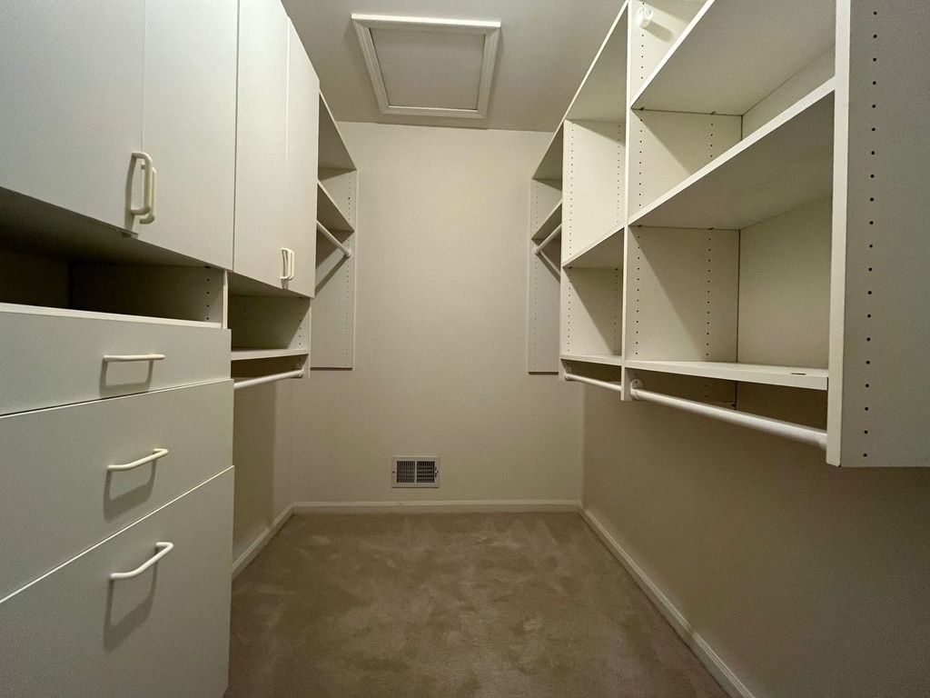 4891 Turnberry Drive - Photo 13