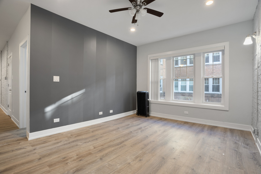 6948 N Wolcott Avenue - Photo 2