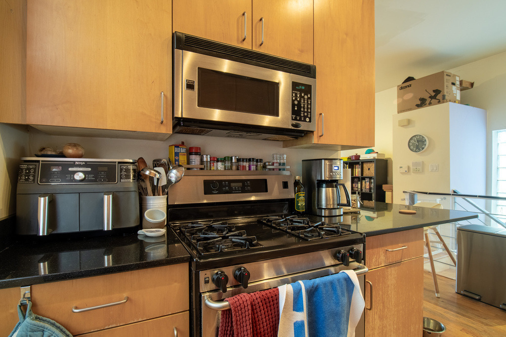 2007 W Evergreen Avenue - Photo 3