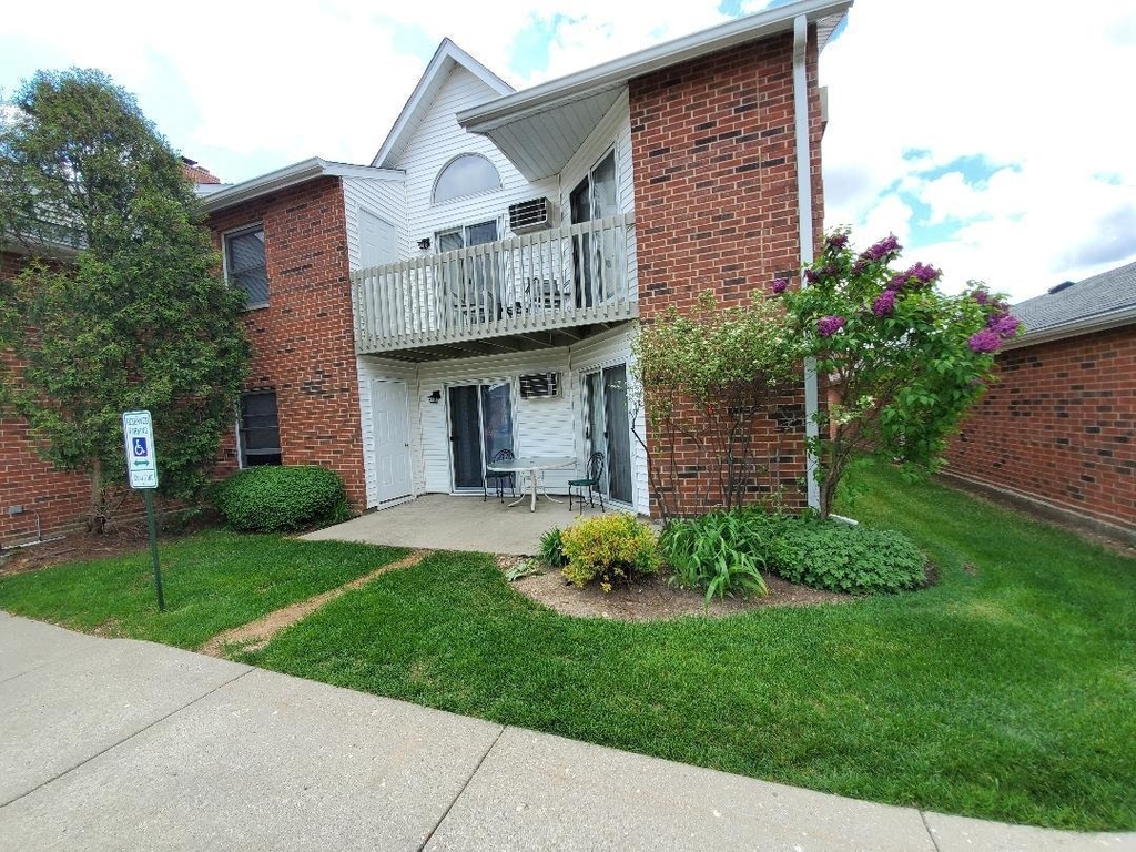 1350 Cunat Court - Photo 0