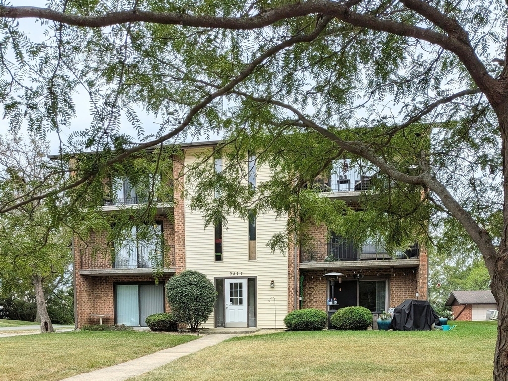 9817 Treetop Drive - Photo 8