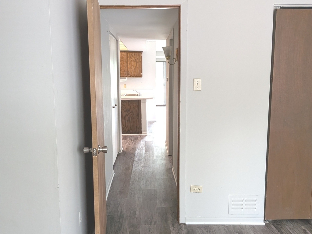 9817 Treetop Drive - Photo 5
