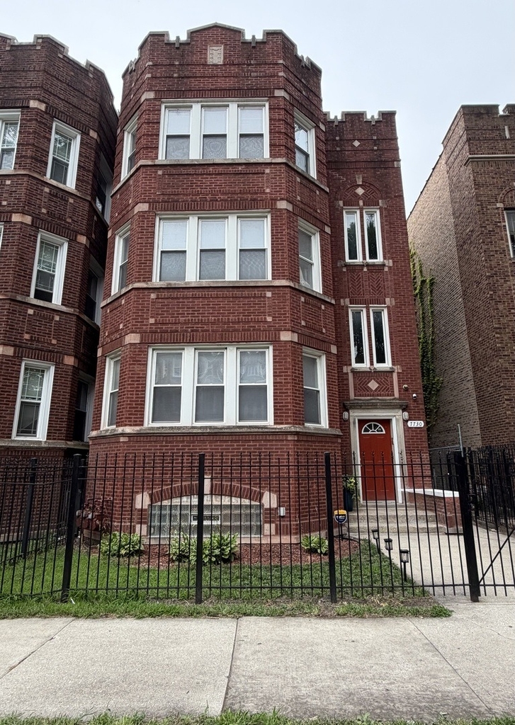7730 S Essex Avenue - Photo 0