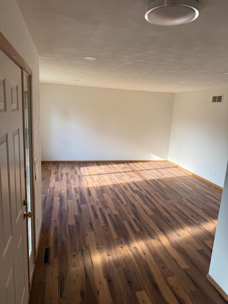 387 Shay Drive - Photo 17