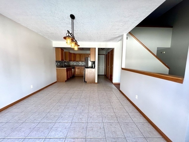 1172 Rose Drive - Photo 4