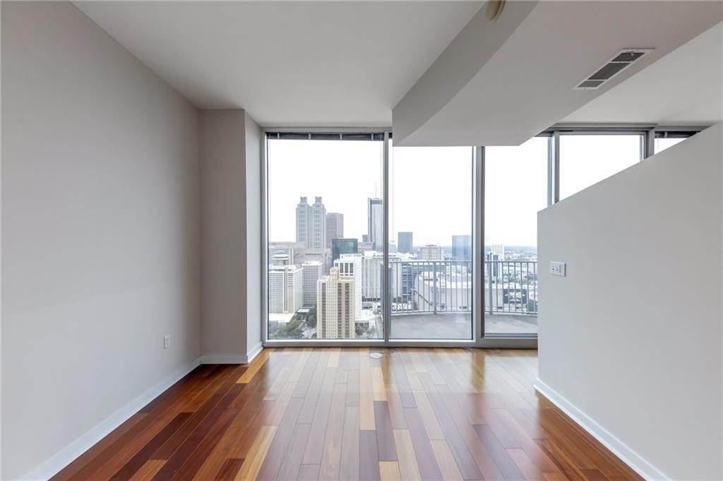 400 W Peachtree Street Nw - Photo 8