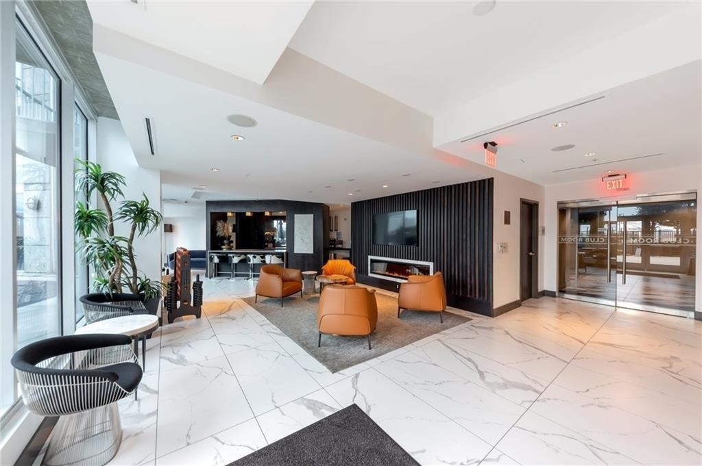 400 W Peachtree Street Nw - Photo 19