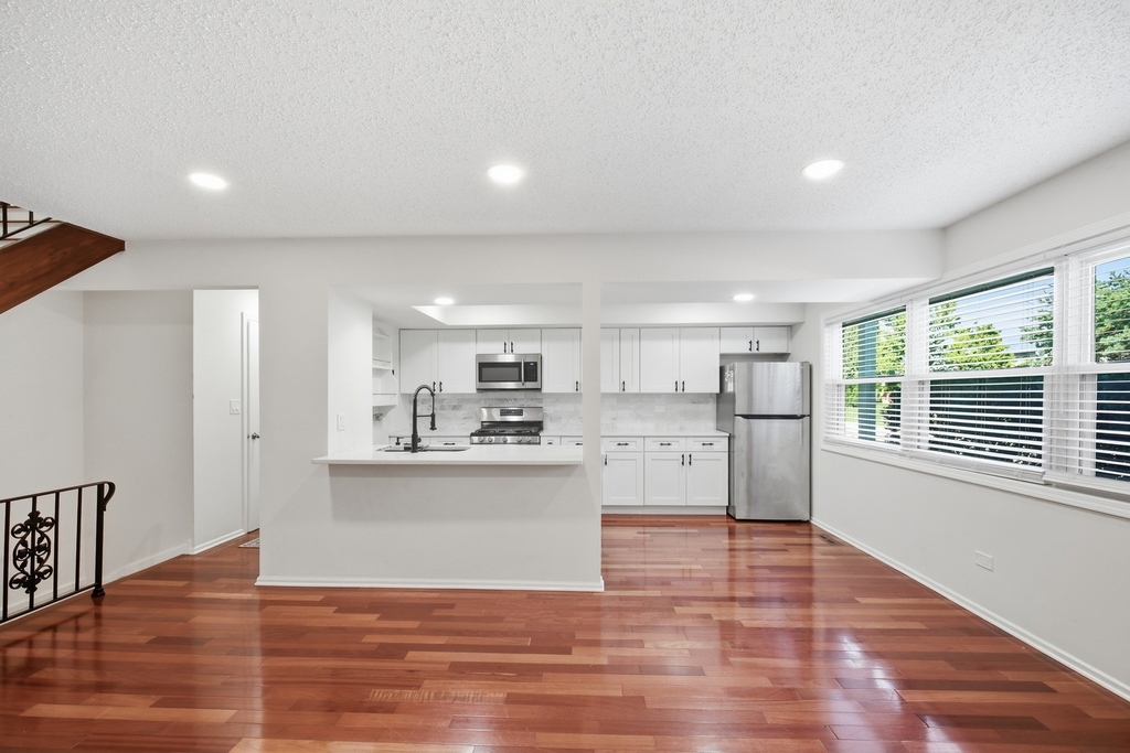 1204 Inverrary Lane - Photo 4