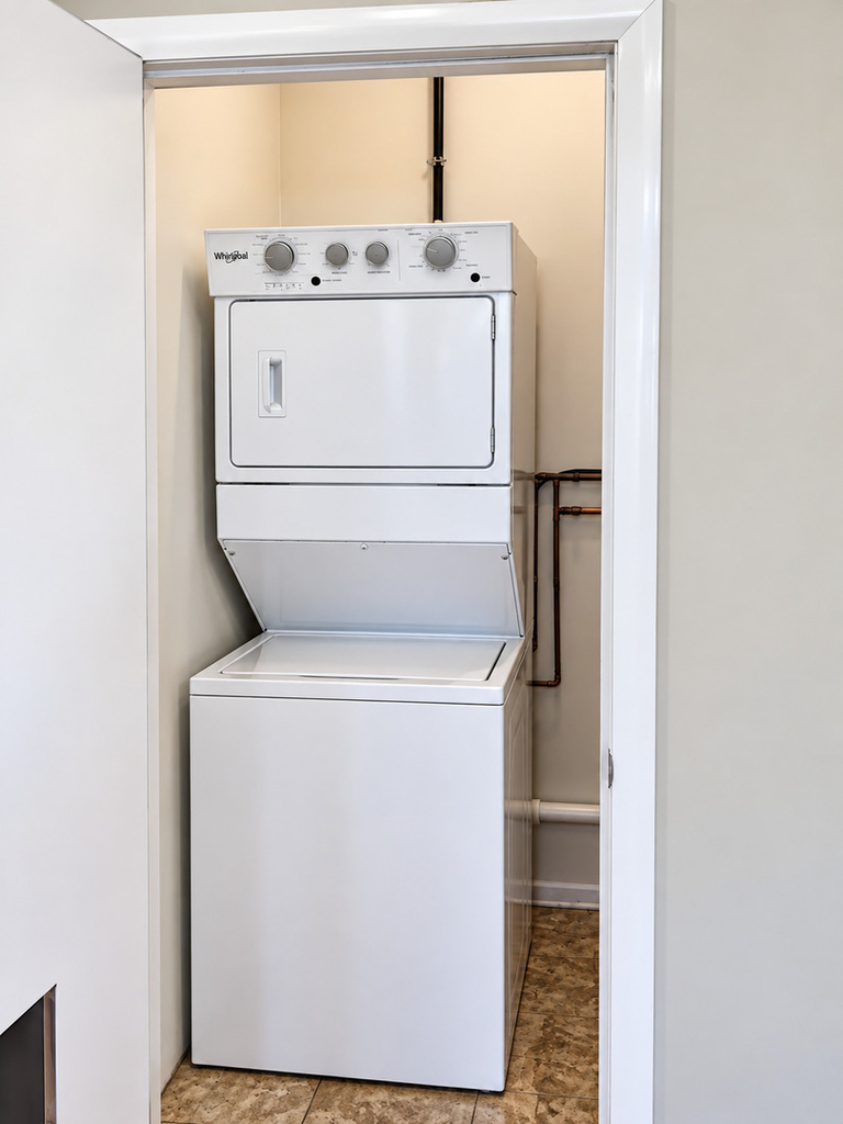 2158 W Erie Street - Photo 14
