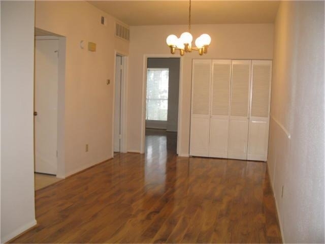 2100 Tanglewilde Street - Photo 4