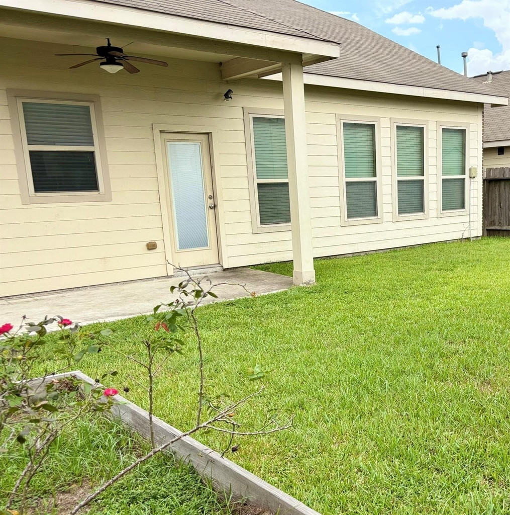 10914 Camarillo Court - Photo 44