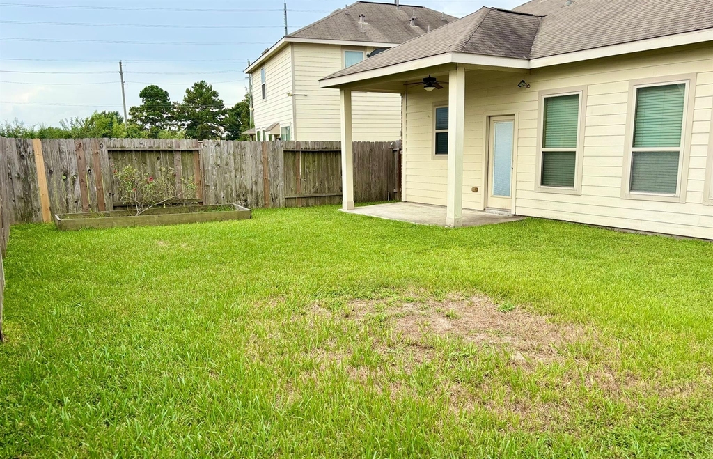 10914 Camarillo Court - Photo 46
