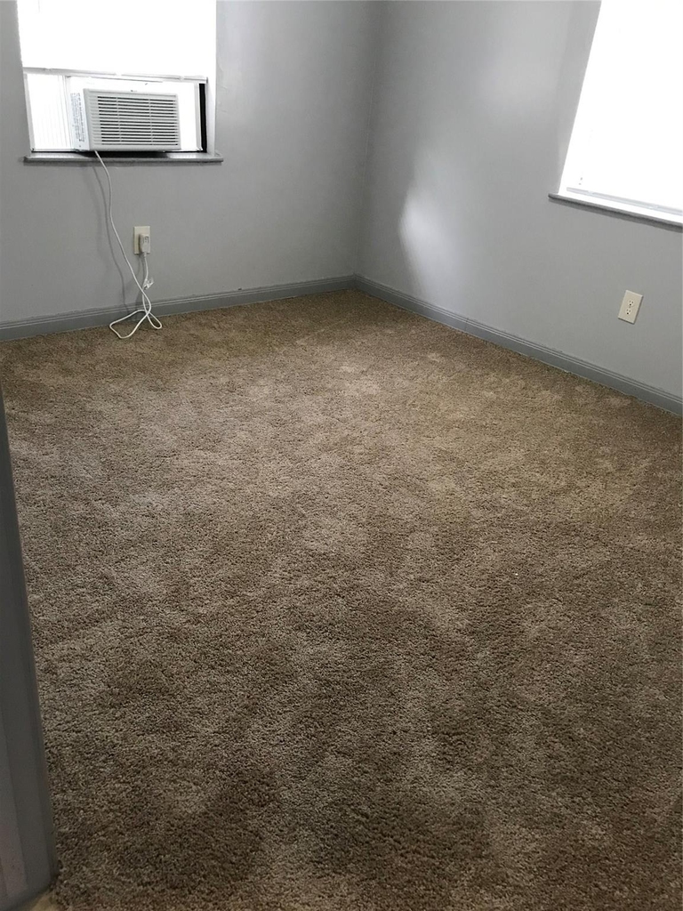 8717 Spaulding Street - Photo 20