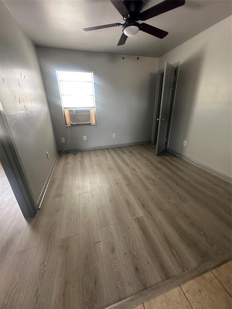 8717 Spaulding Street - Photo 36
