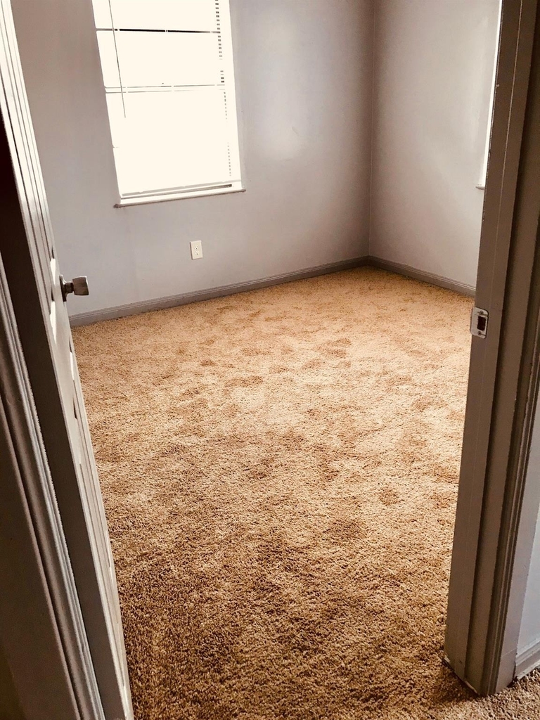 8717 Spaulding Street - Photo 7