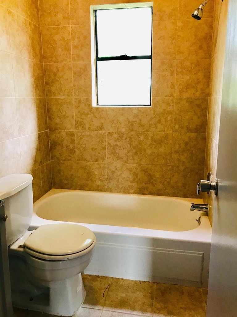 8717 Spaulding Street - Photo 5