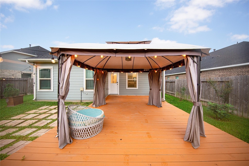 31206 Whitfield Court - Photo 20