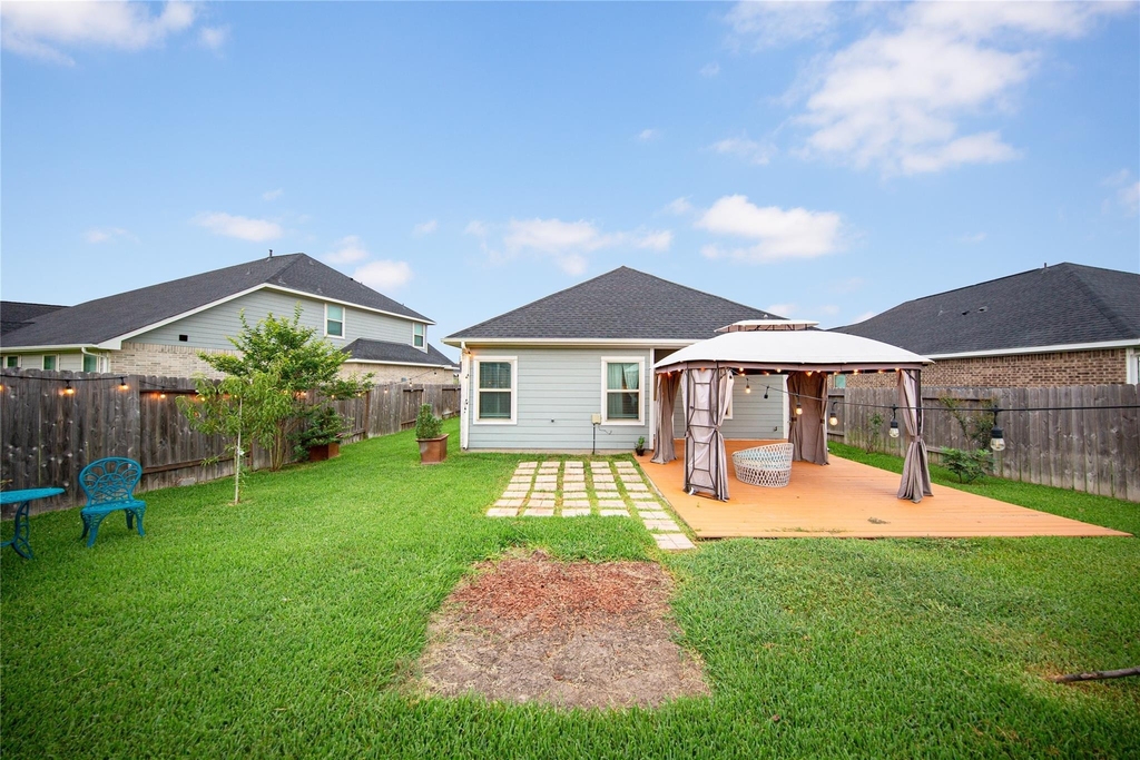 31206 Whitfield Court - Photo 23
