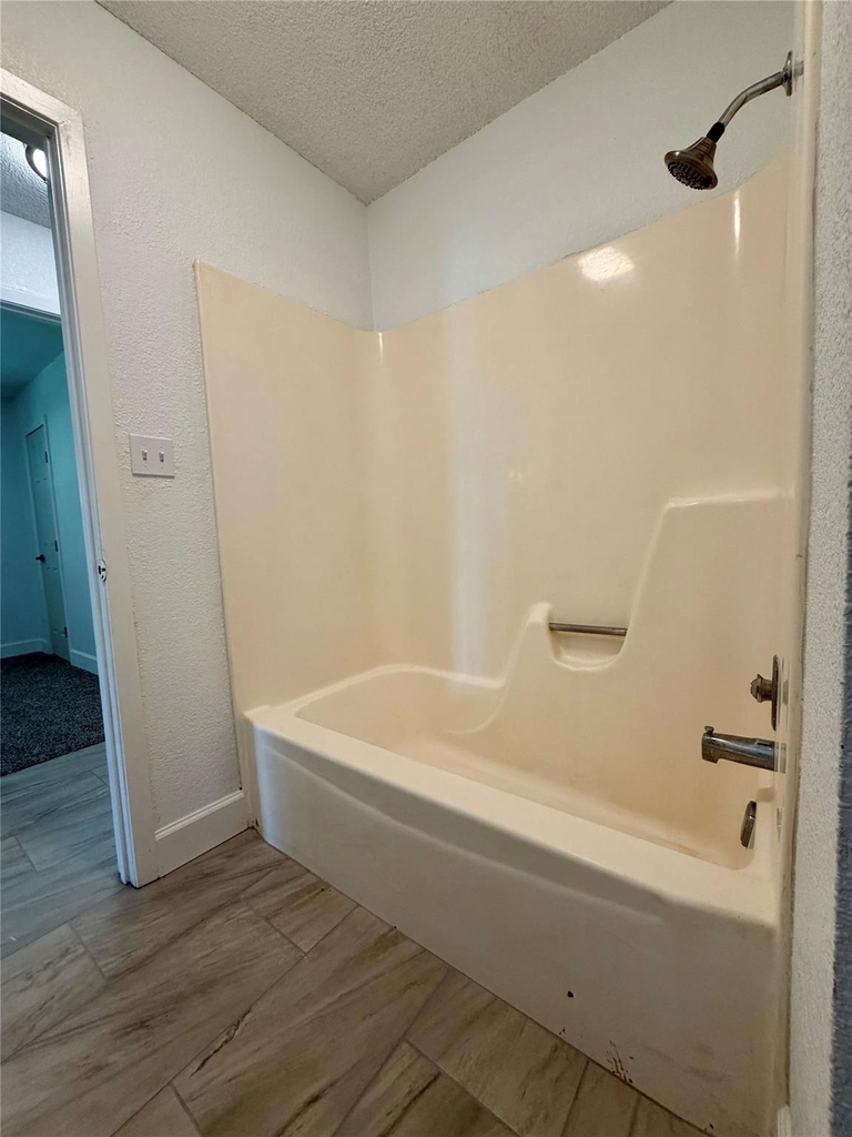 1412 N Avenue Q - Photo 17