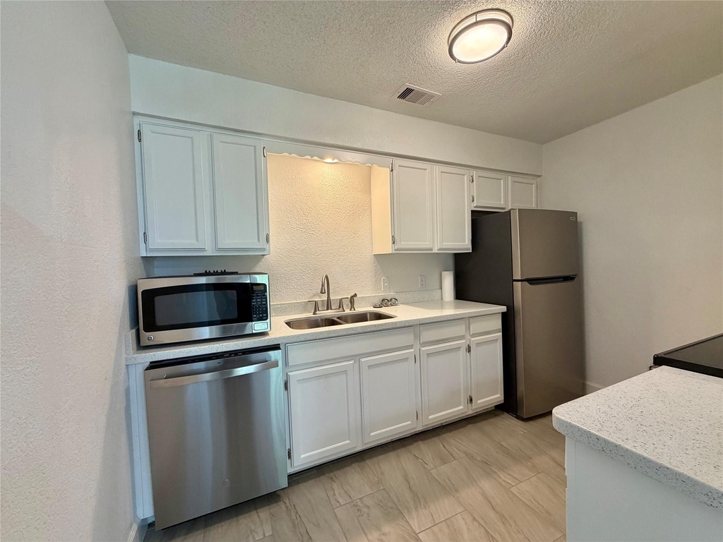 1412 N Avenue Q - Photo 11