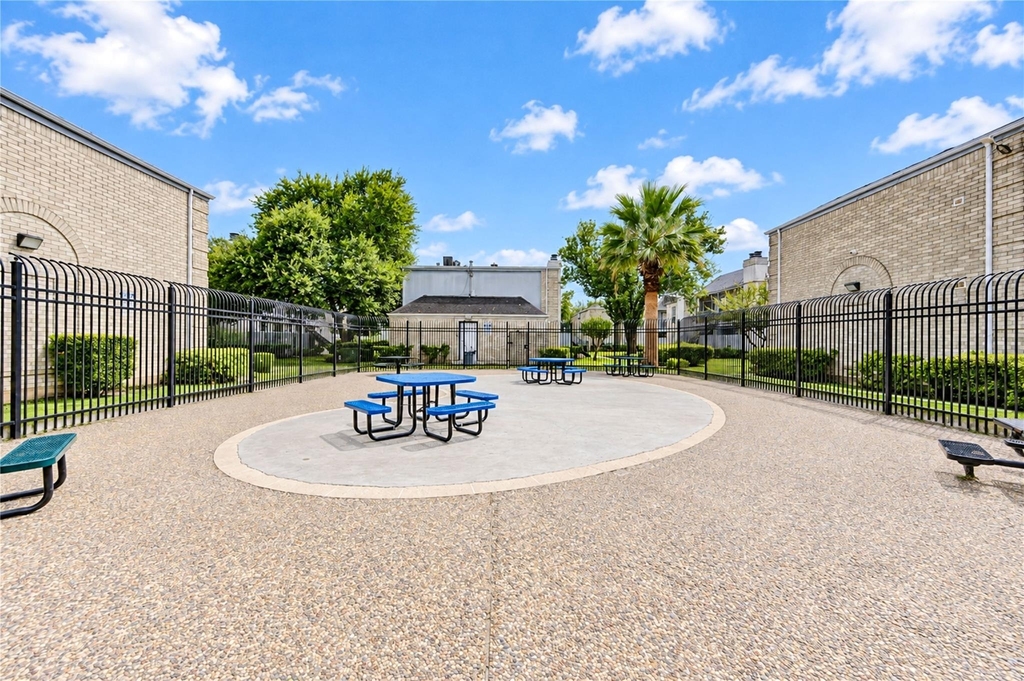 6606 De Moss Drive - Photo 4