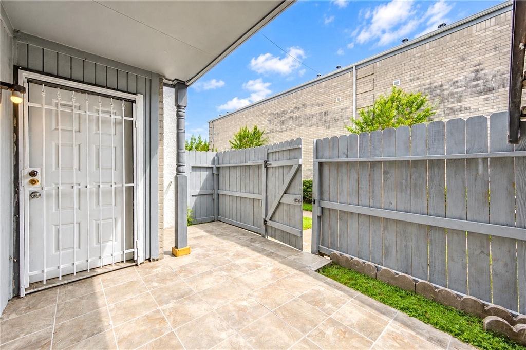 6606 De Moss Drive - Photo 10