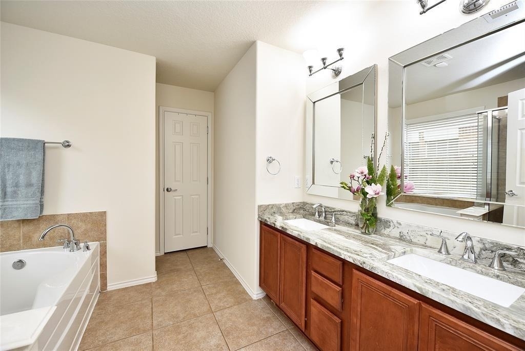7215 Ravenswood - Photo 14