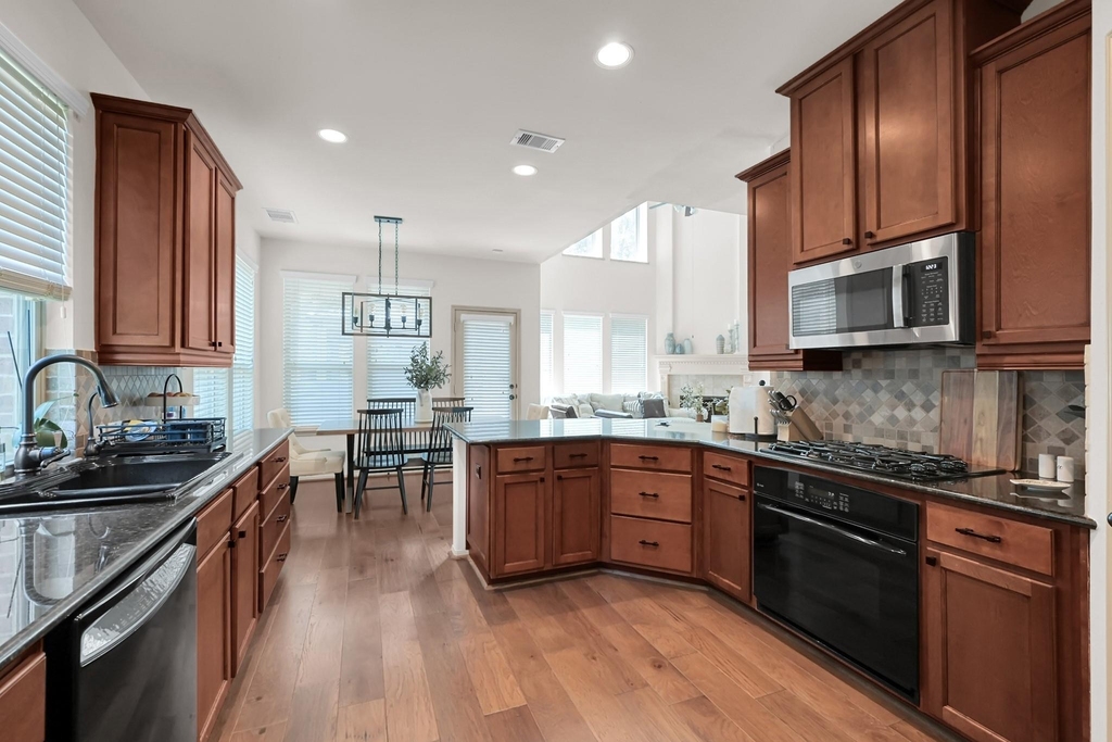 158 S Vershire Circle - Photo 10