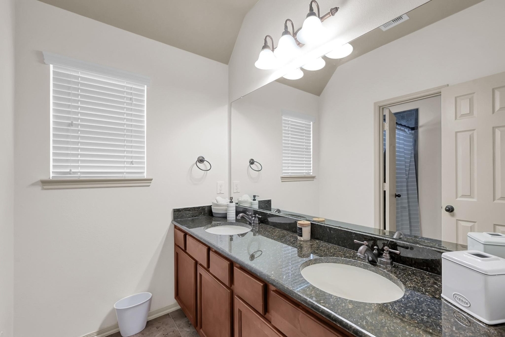 158 S Vershire Circle - Photo 25
