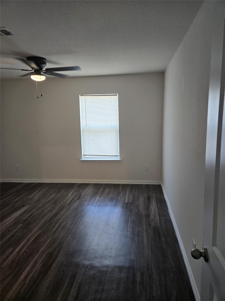 5509 Nielan Street - Photo 5