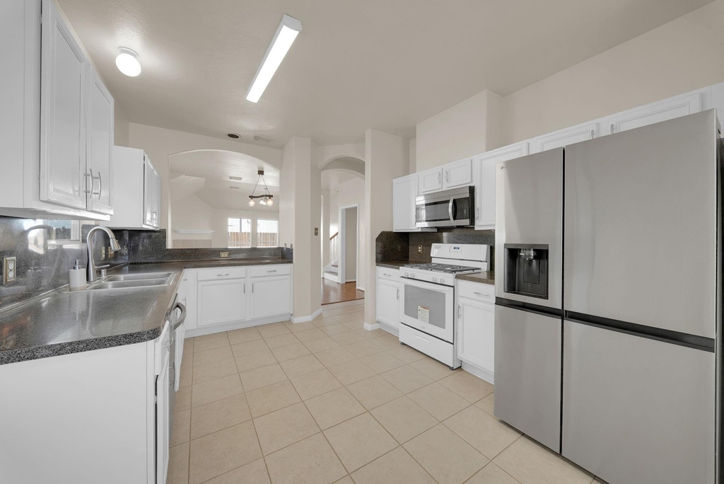 3106 Mulberry Ranch Drive - Photo 9