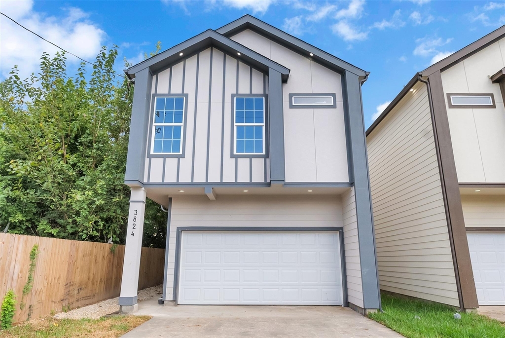 3822 Lynnfield Street - Photo 2