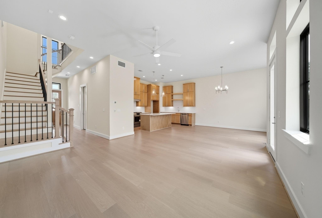 1713 Bologna Lane - Photo 7