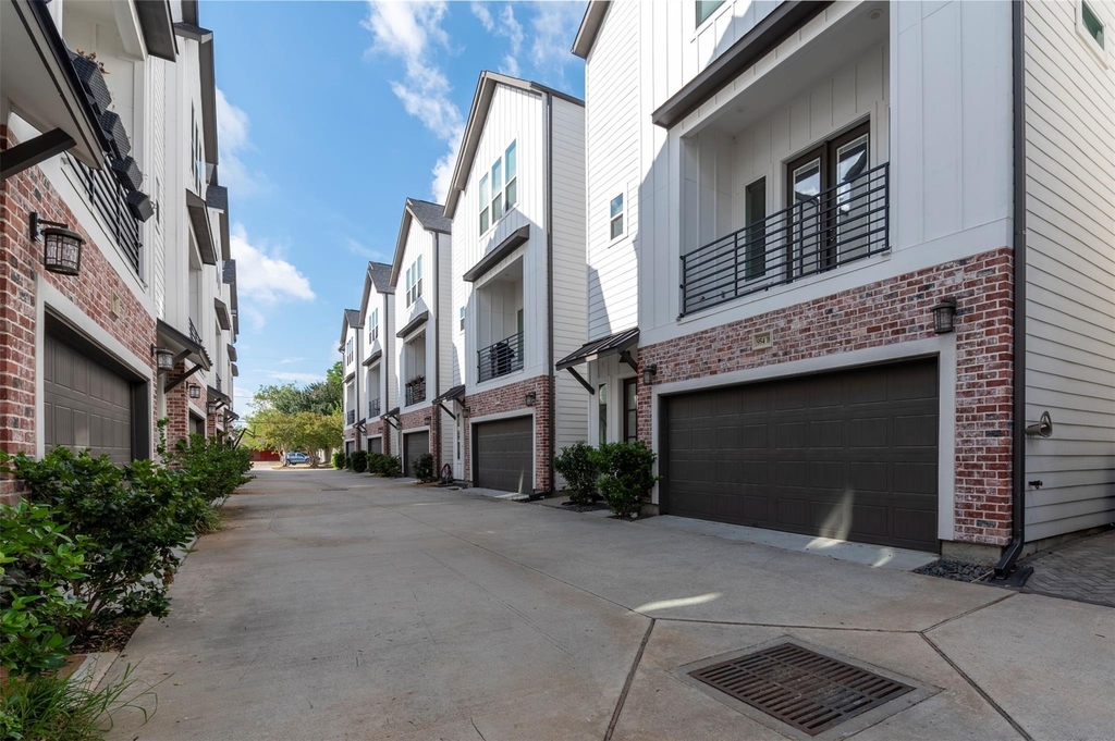 954 Fisher Street - Photo 37