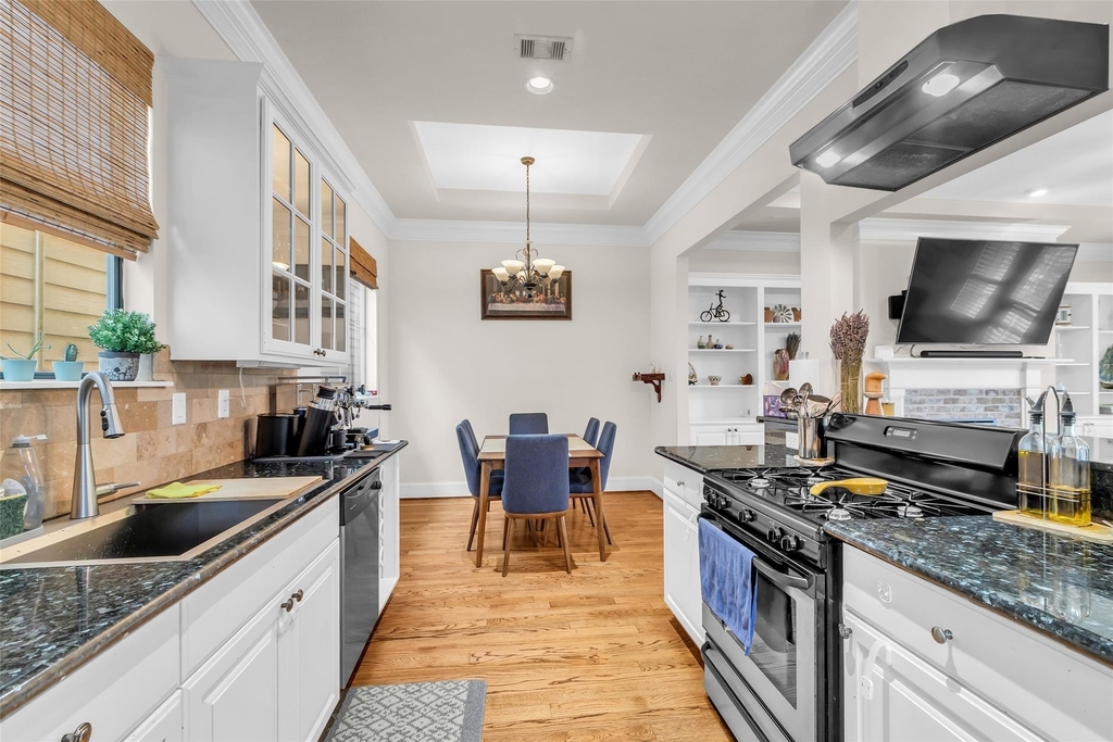 1305 Studer Court - Photo 18