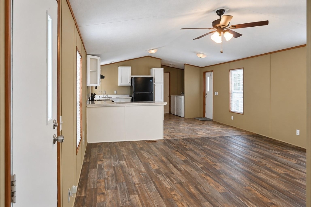 243 E Saint Charles 1 Drive - Photo 4