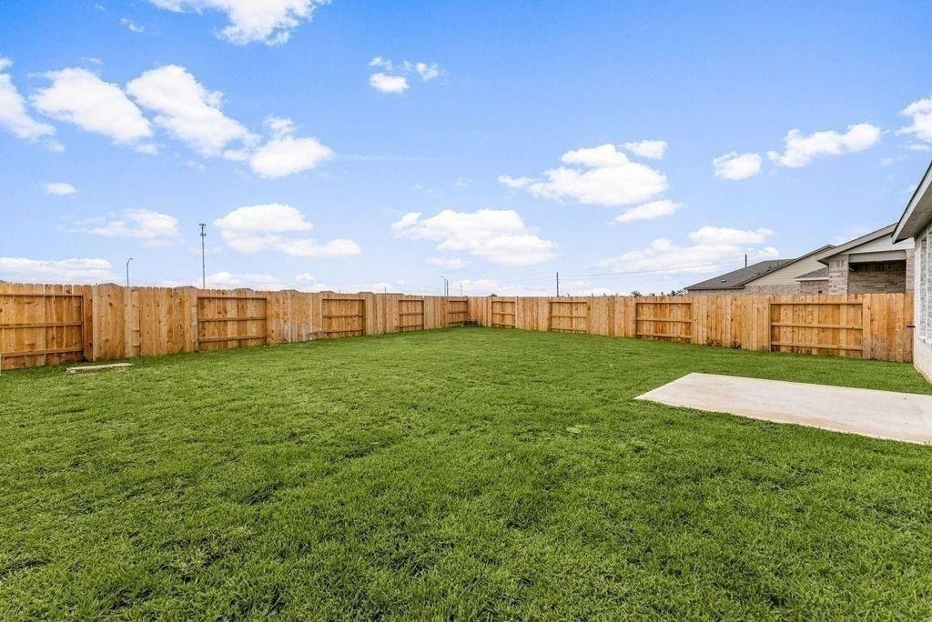 6411 Symphony Wave Dr - Photo 33