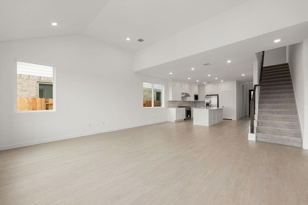6411 Symphony Wave Dr - Photo 9