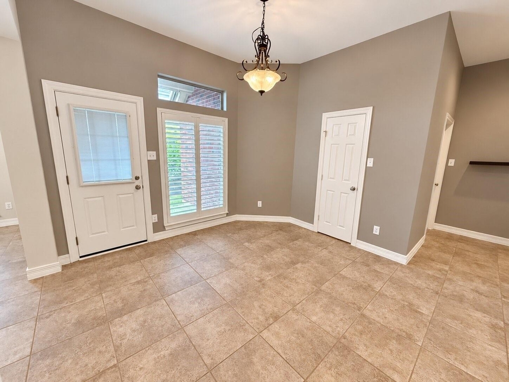 1062 Cayman Bend Lane - Photo 19