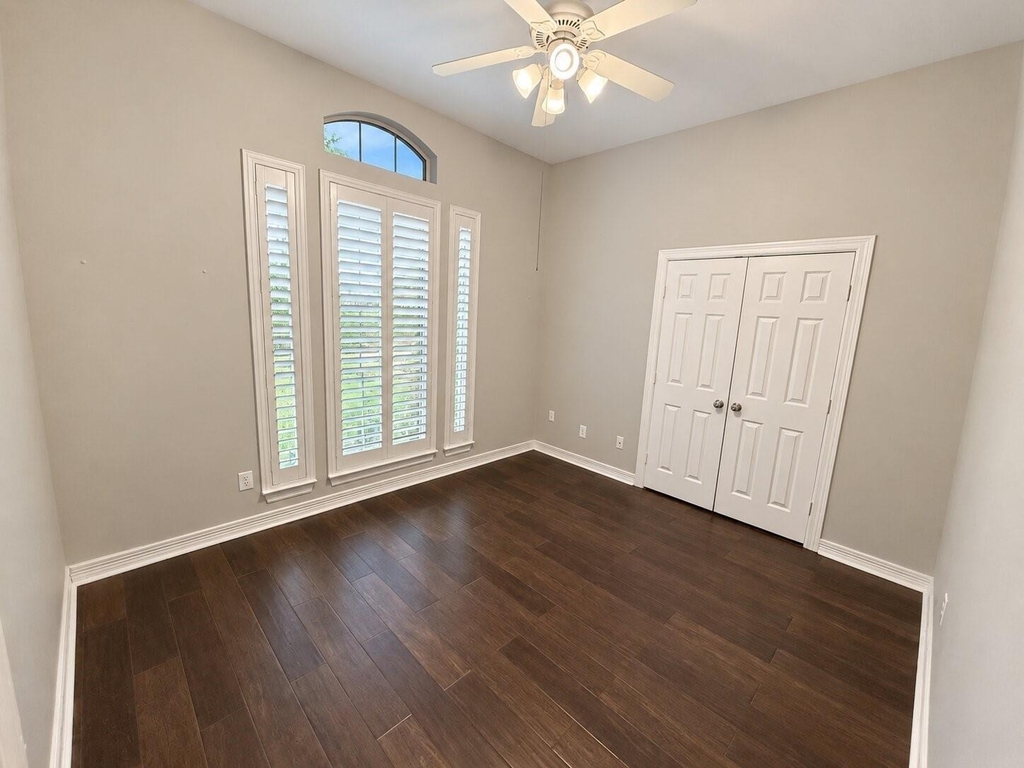 1062 Cayman Bend Lane - Photo 36