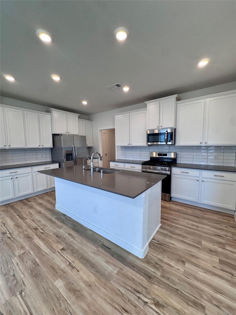 31106 Aumbrey Ivy Court - Photo 7