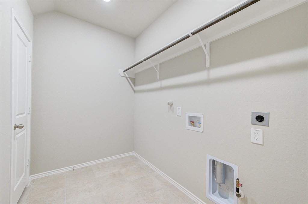 8914 Granary Gate Lane - Photo 11