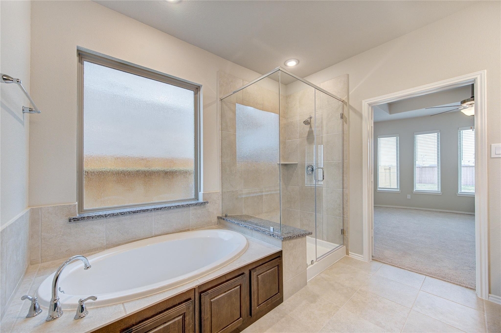 8914 Granary Gate Lane - Photo 33