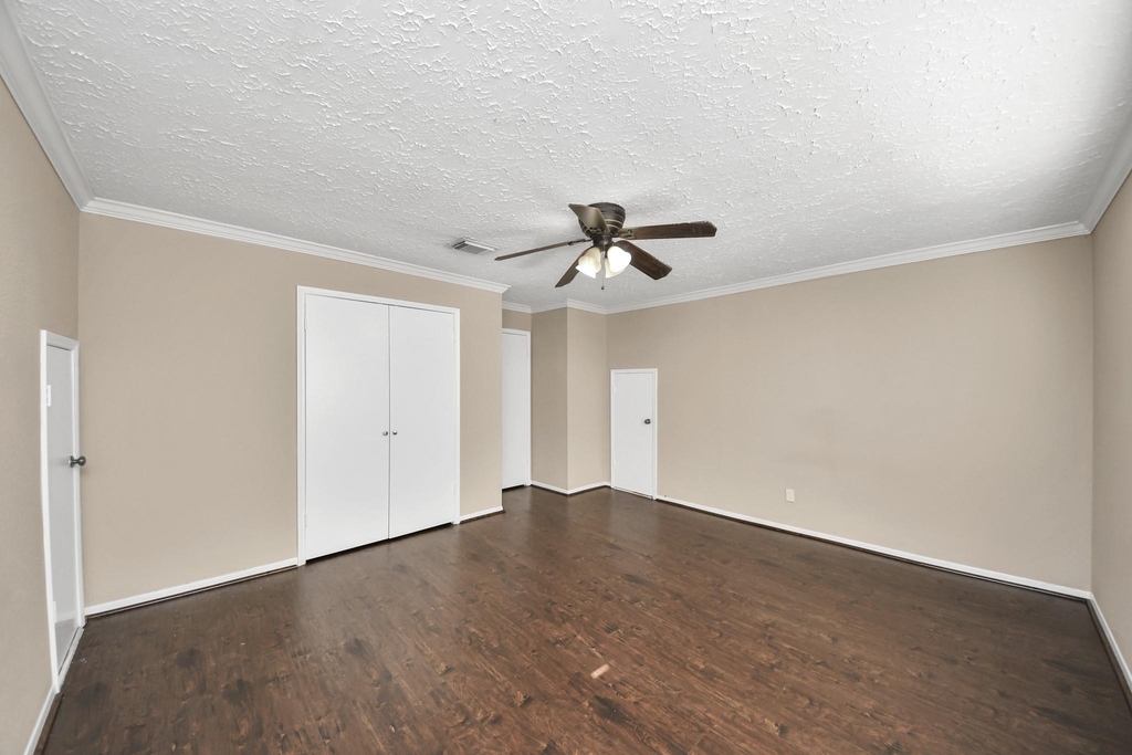 22502 Deville Drive - Photo 12