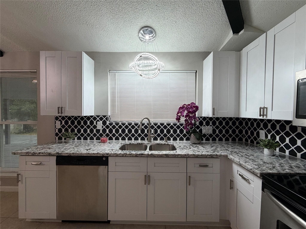 3908 Redstem Court - Photo 5