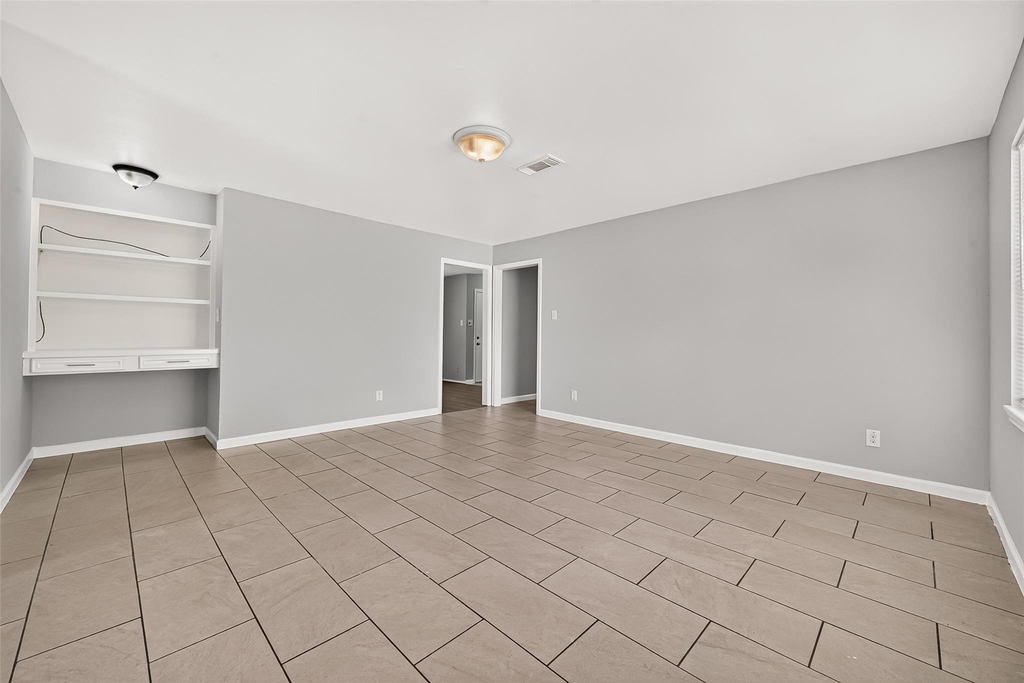 7214 Tours Street - Photo 17