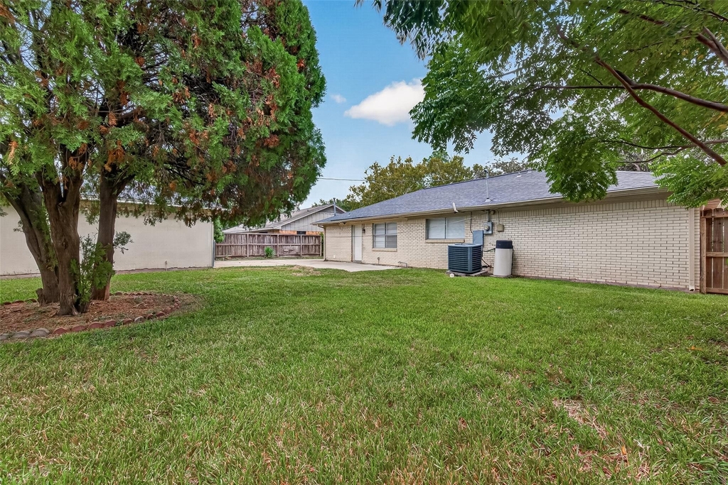 7214 Tours Street - Photo 34