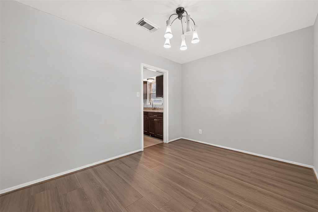 7214 Tours Street - Photo 7