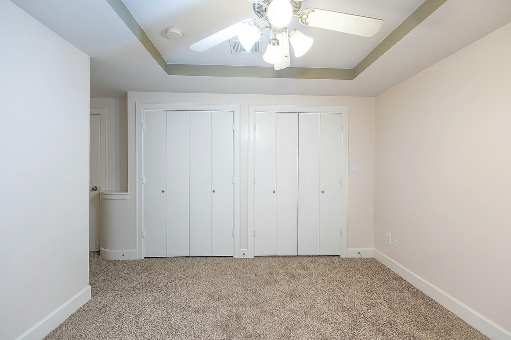 5941 South Loop E - Photo 30