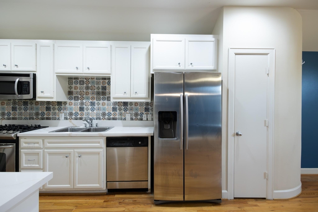5941 South Loop E - Photo 20